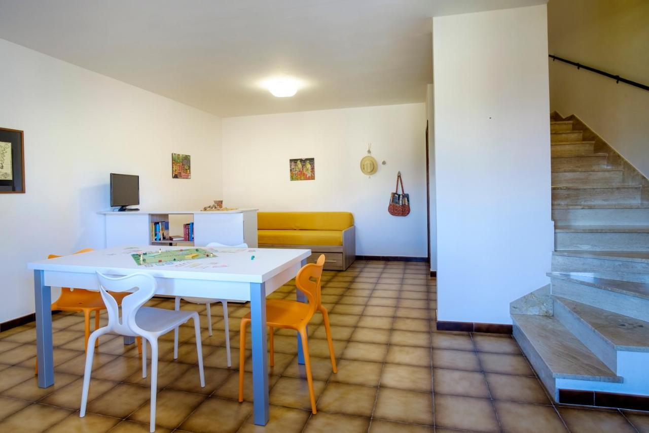 Residence Appartamenti Caffarena Арбатакс Экстерьер фото