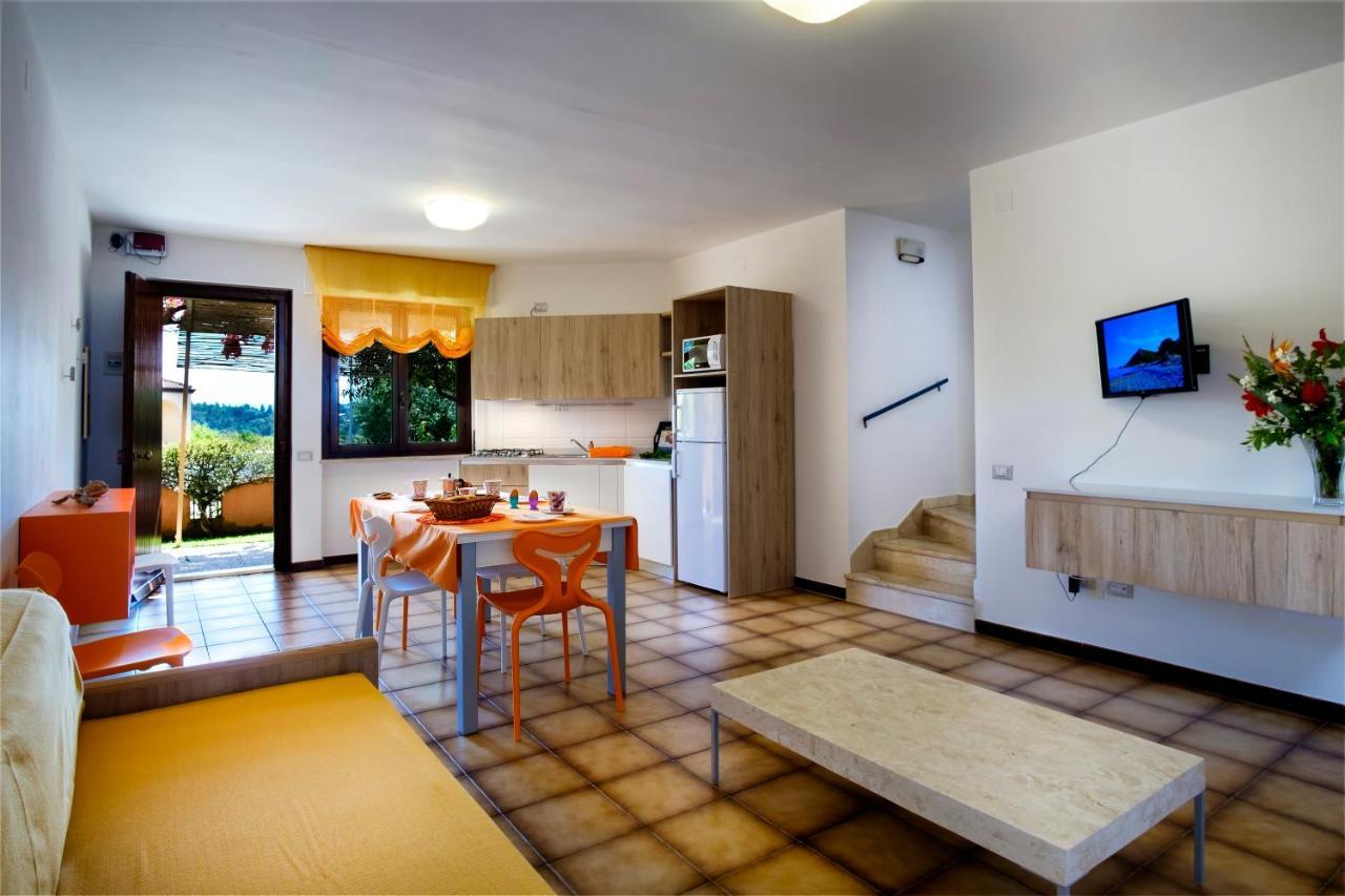 Residence Appartamenti Caffarena Арбатакс Экстерьер фото