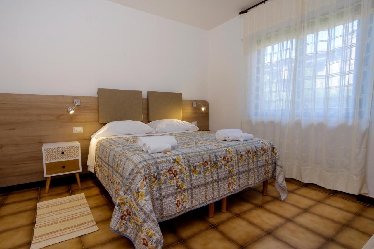 Residence Appartamenti Caffarena Арбатакс Экстерьер фото